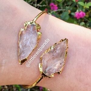 Hand knapped arrowhead bangle